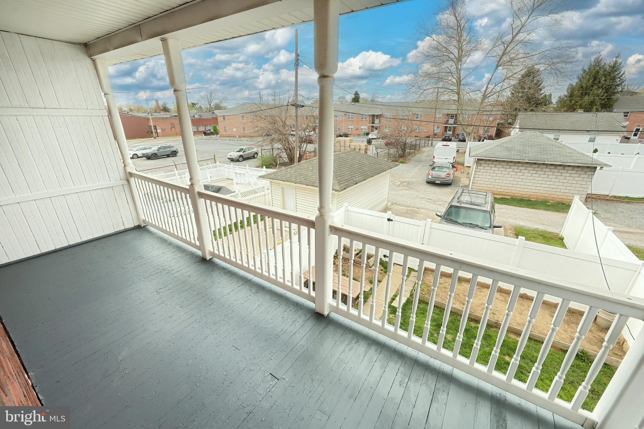 EAST YORK - Residential