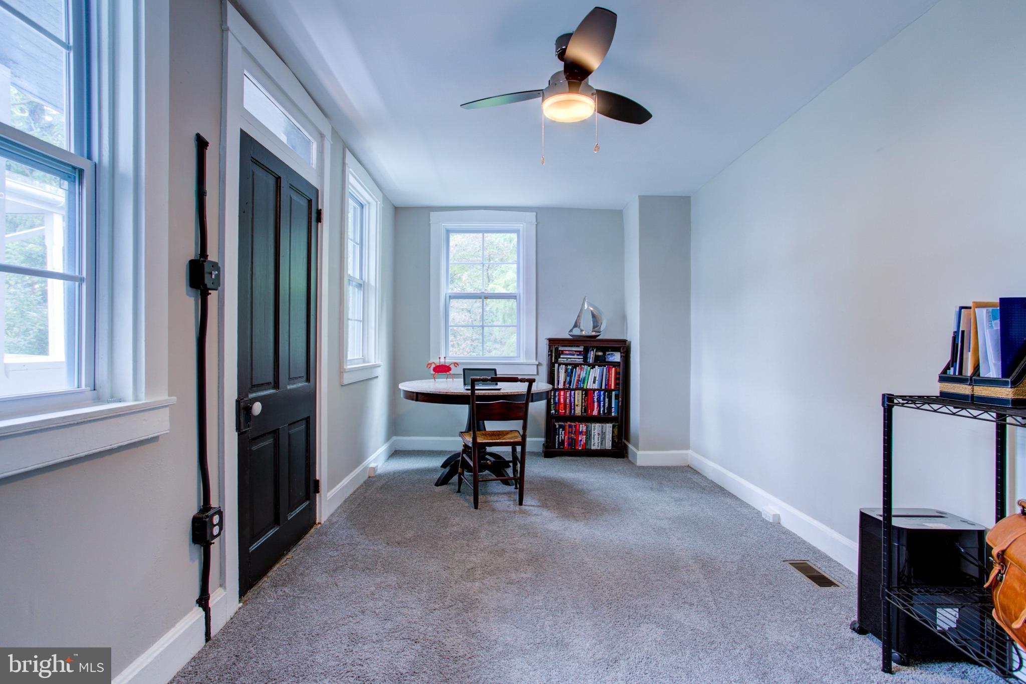 LANCASTER - Residential