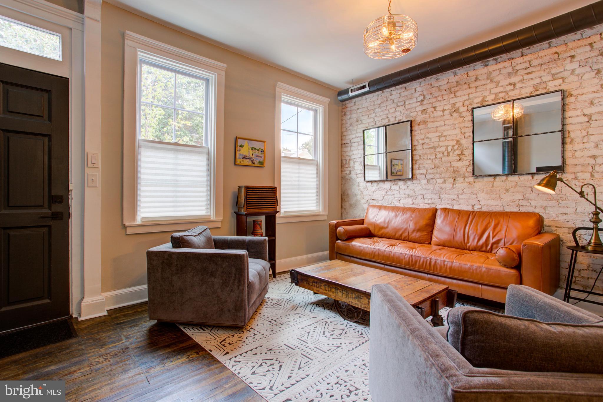 LANCASTER - Residential
