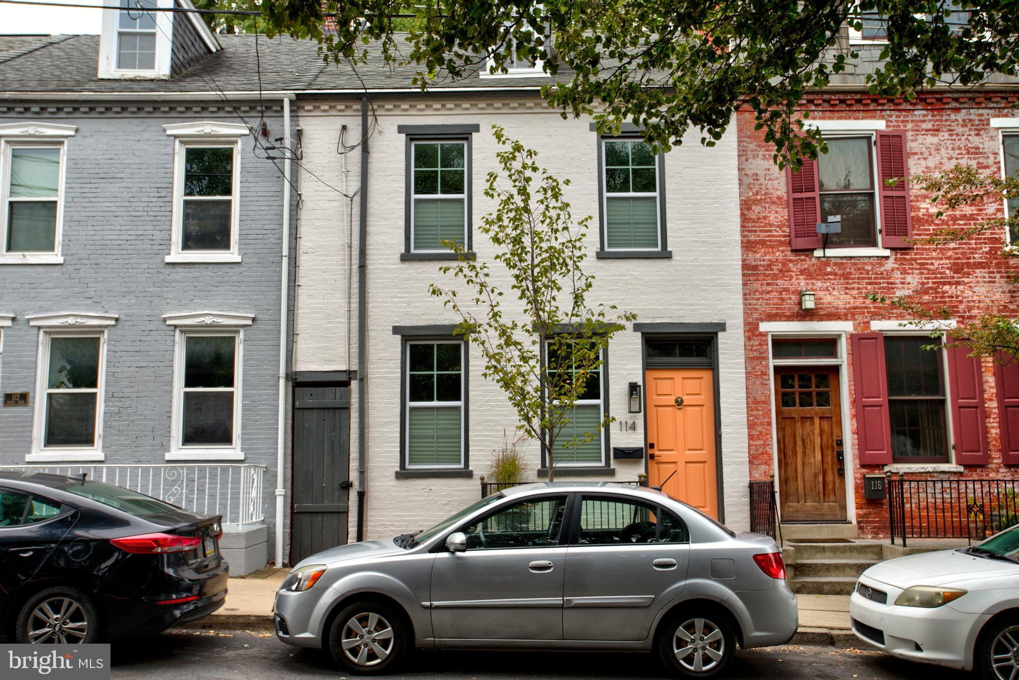 LANCASTER - Residential