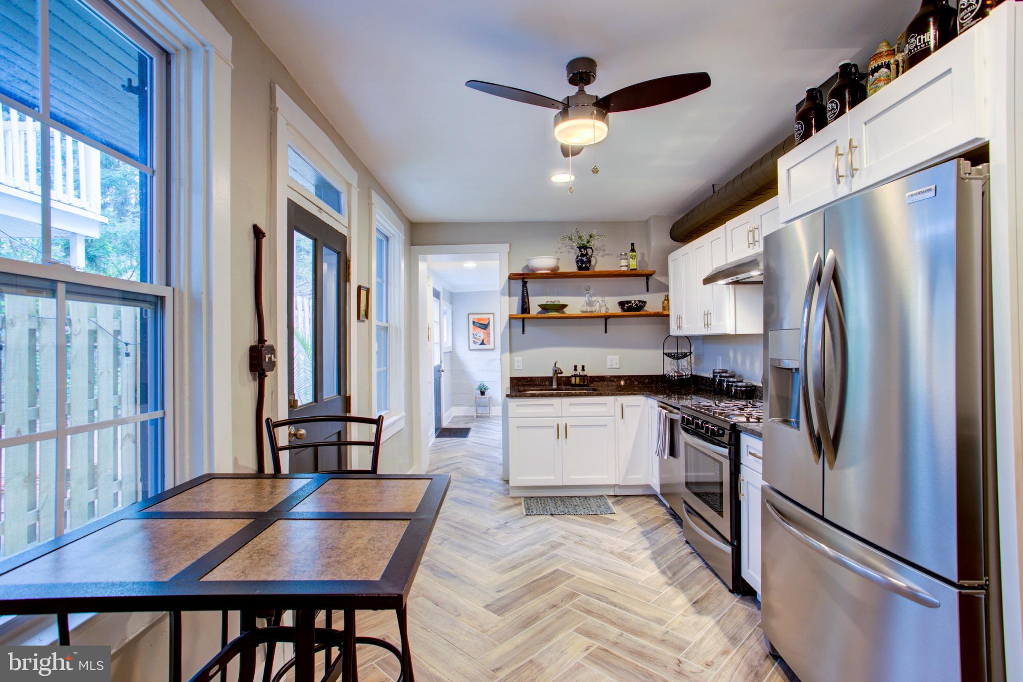 LANCASTER - Residential