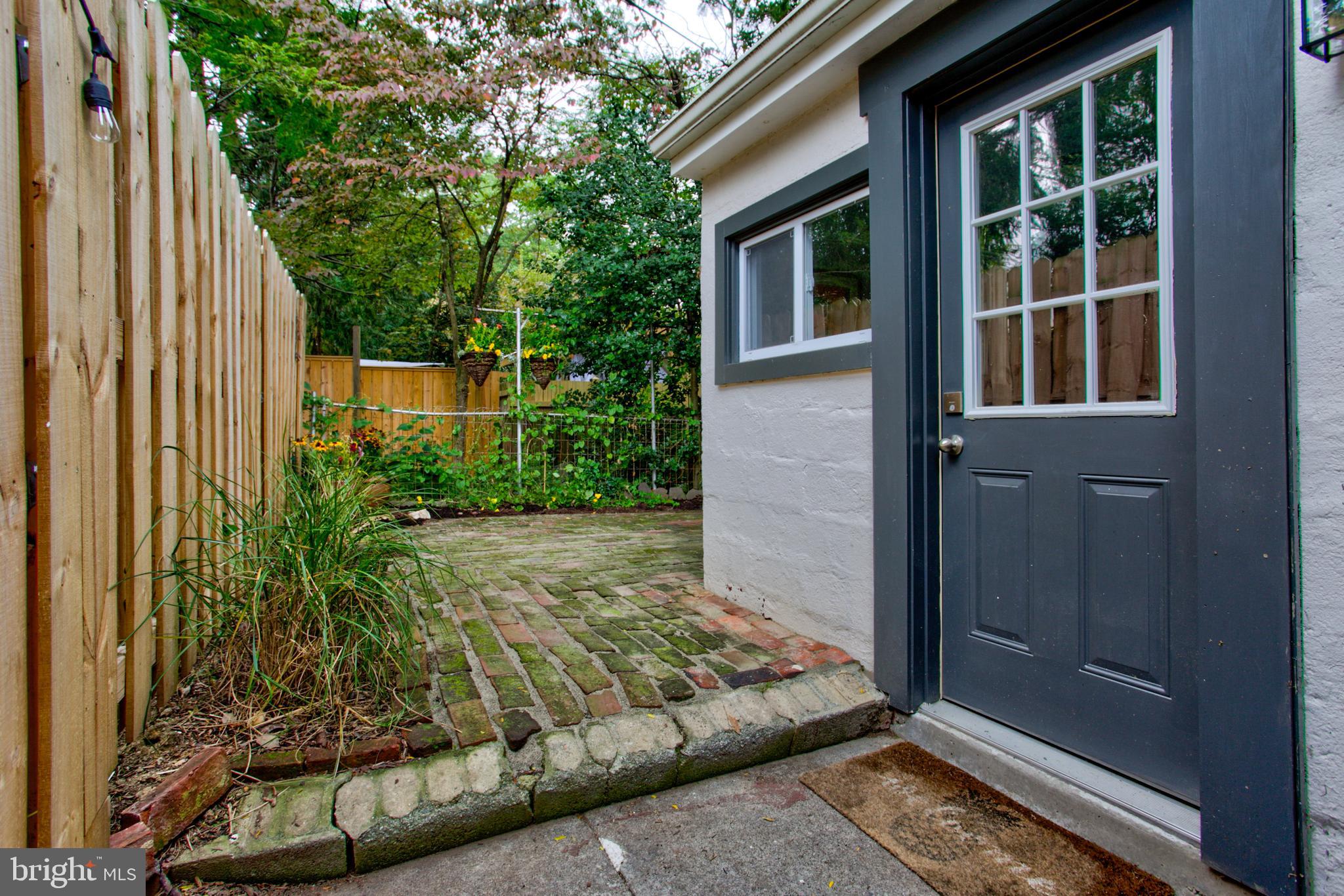LANCASTER - Residential