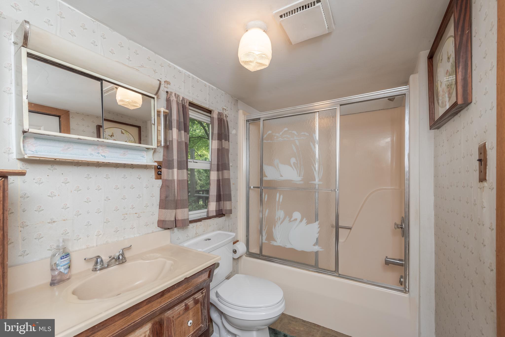 NONE AVAILABLE - Land