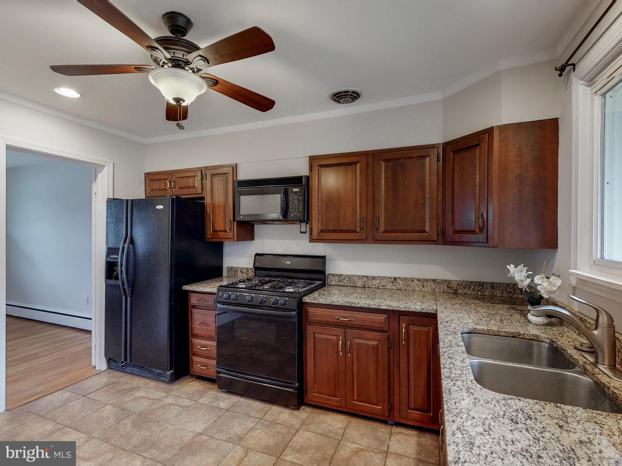 LUTHER VILLAGE - Residential