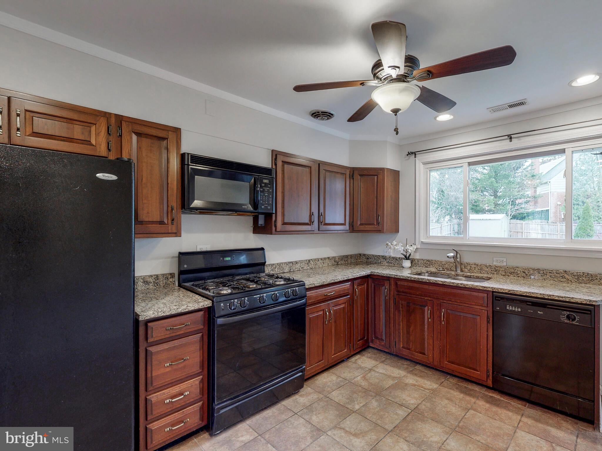 LUTHER VILLAGE - Residential