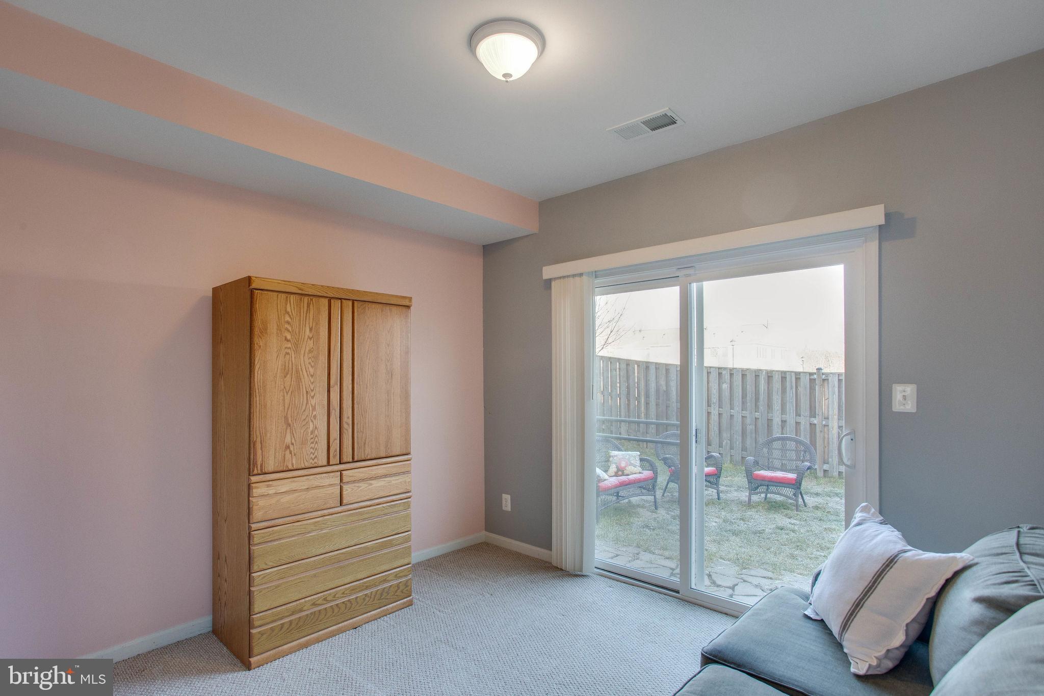 SUMMIT RIDGE - Residential