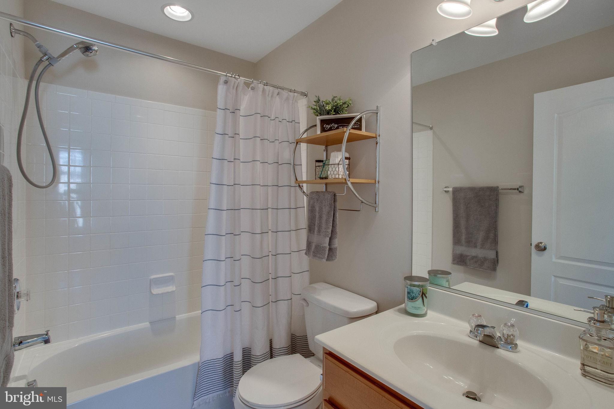 SUMMIT RIDGE - Residential