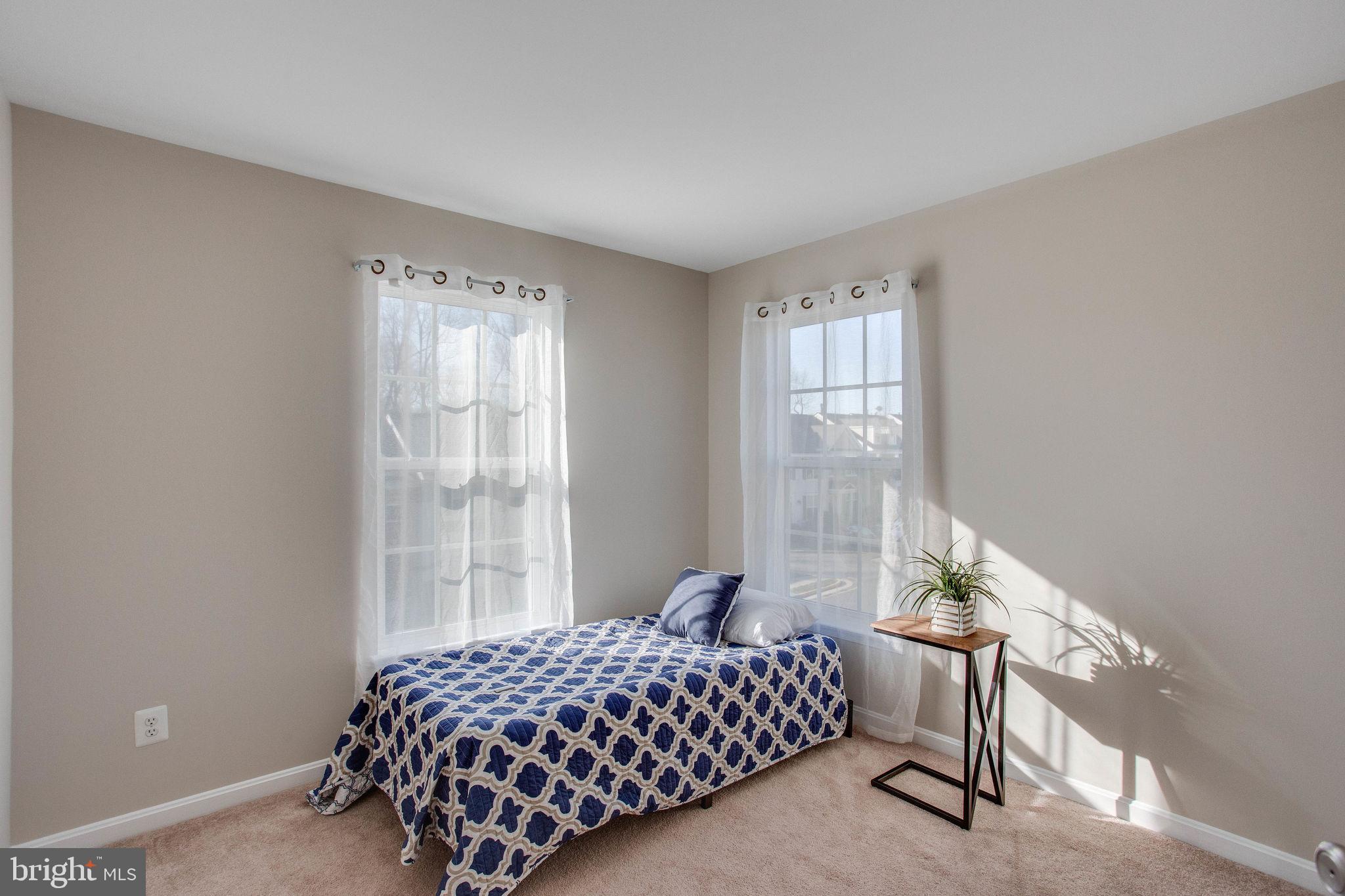 SUMMIT RIDGE - Residential