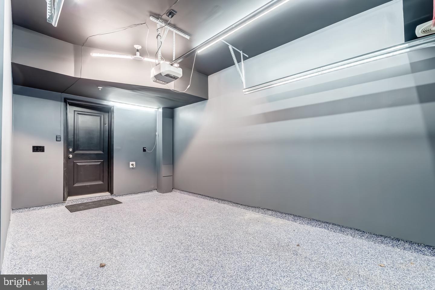 ONE LOUDOUN - Residential Lease