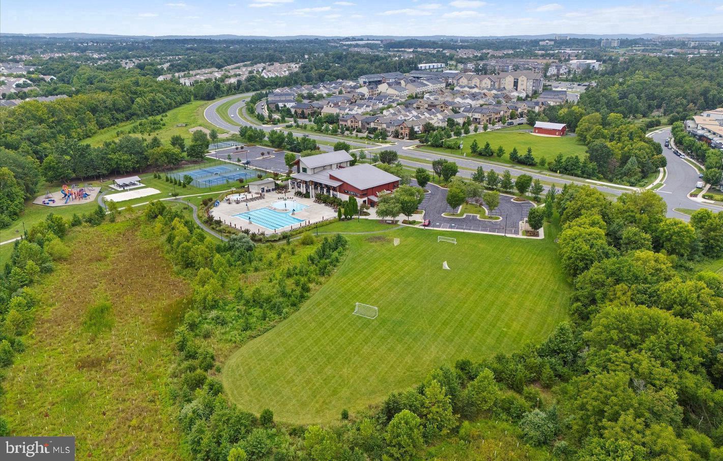 ONE LOUDOUN - Residential Lease