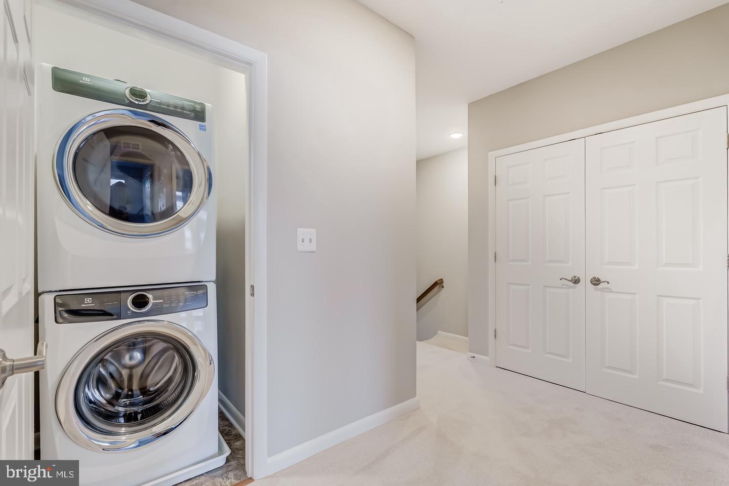 ONE LOUDOUN - Residential Lease