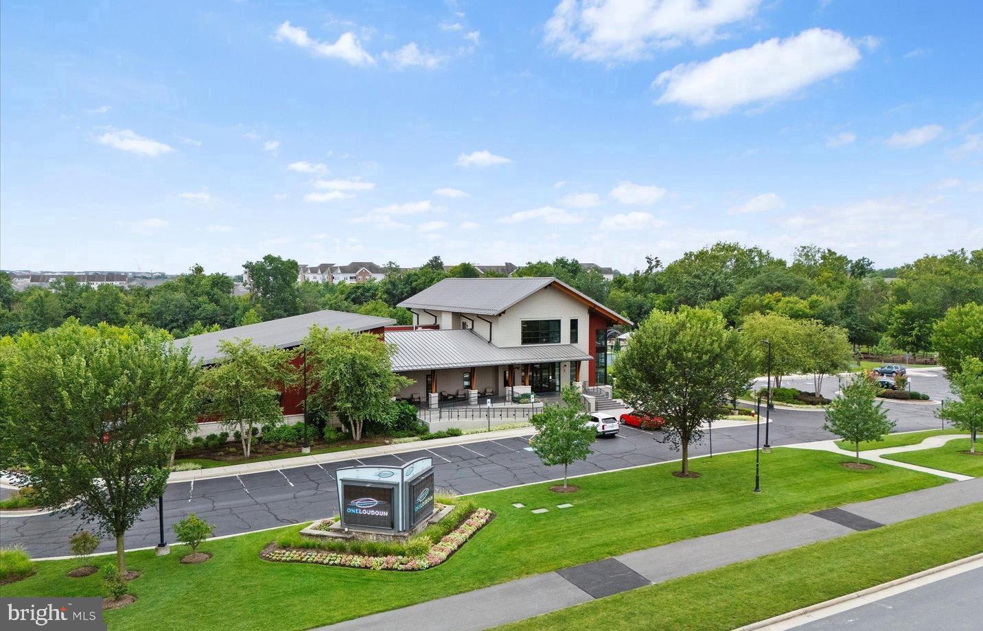 ONE LOUDOUN - Residential Lease