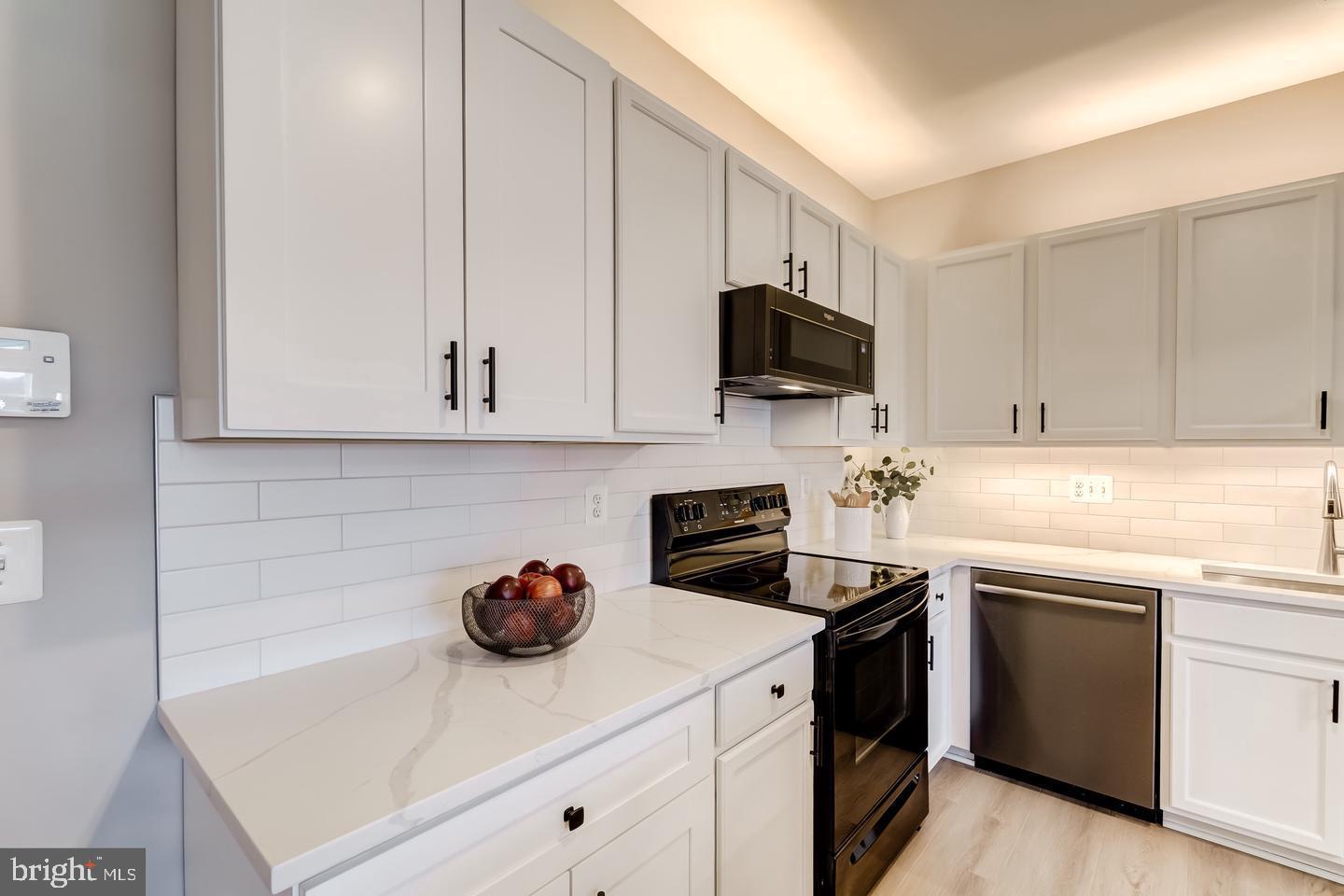 ONE LOUDOUN - Residential Lease