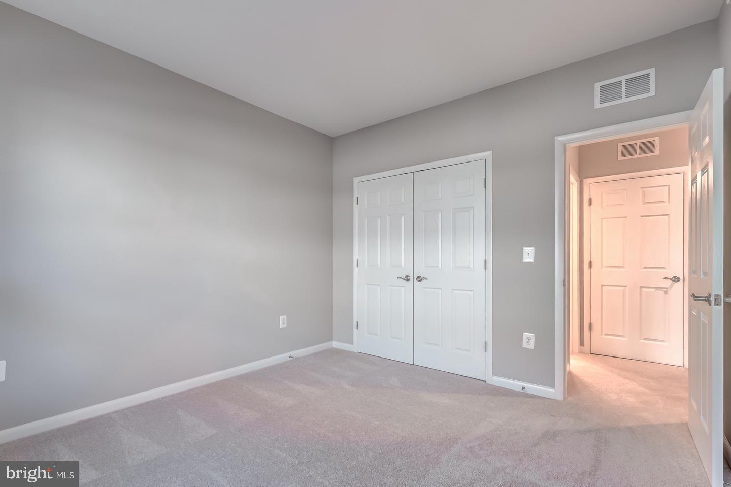 ONE LOUDOUN - Residential Lease