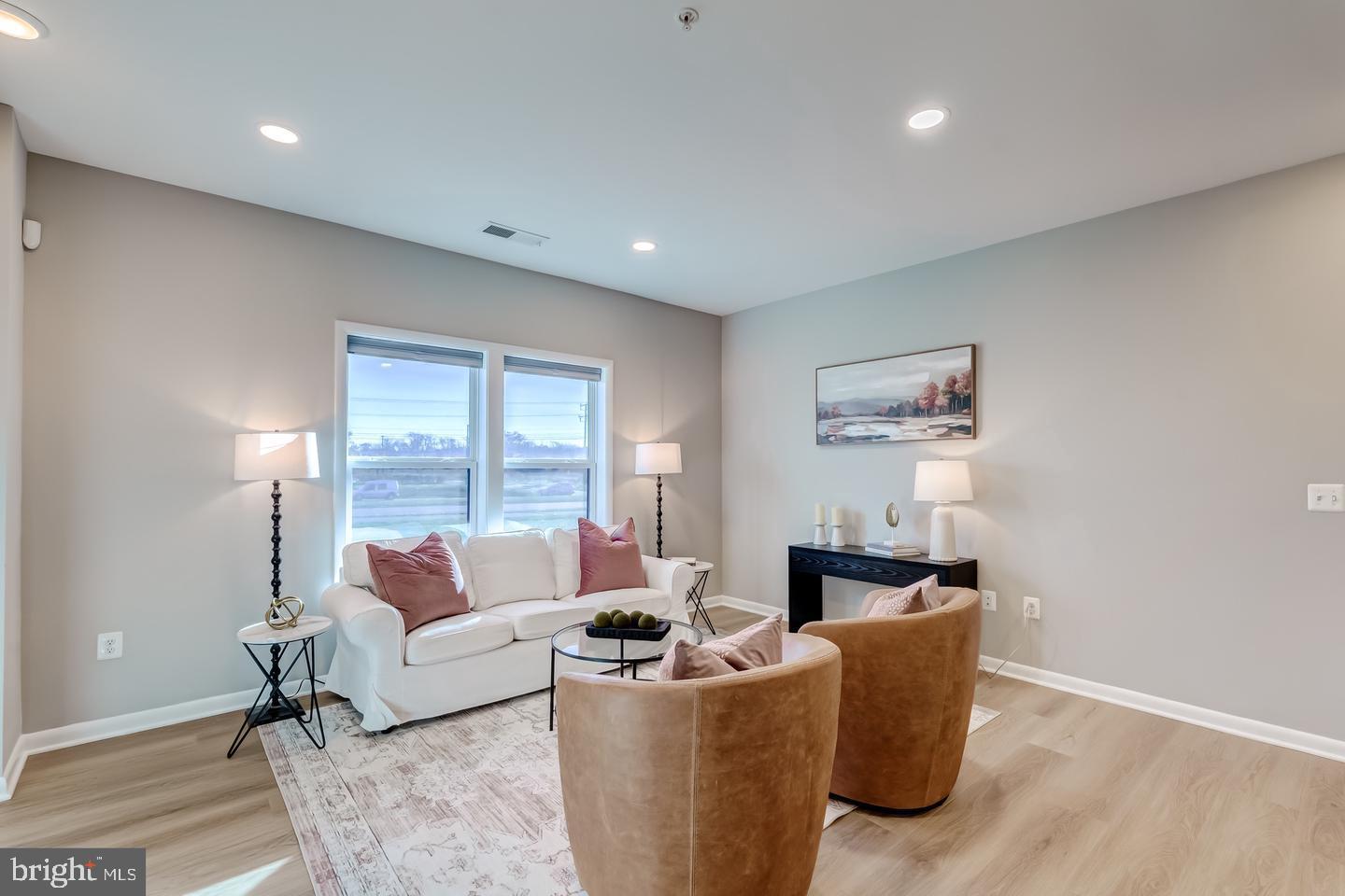 ONE LOUDOUN - Residential Lease