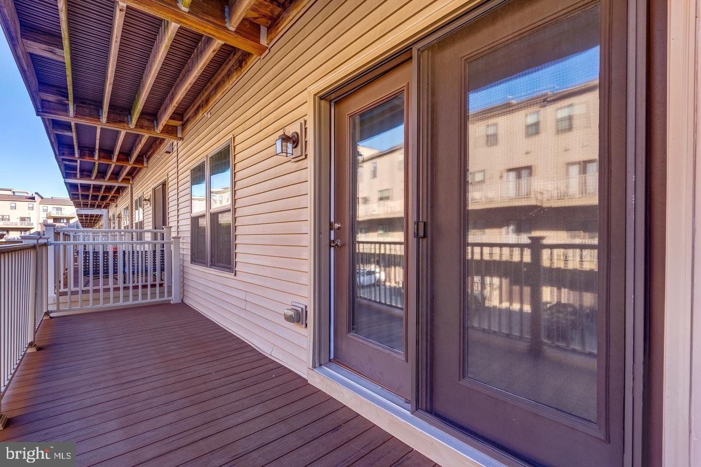 ONE LOUDOUN - Residential Lease