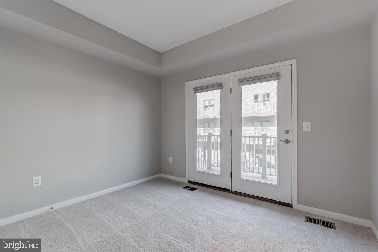 ONE LOUDOUN - Residential Lease