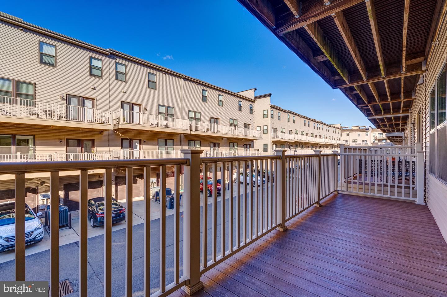 ONE LOUDOUN - Residential Lease