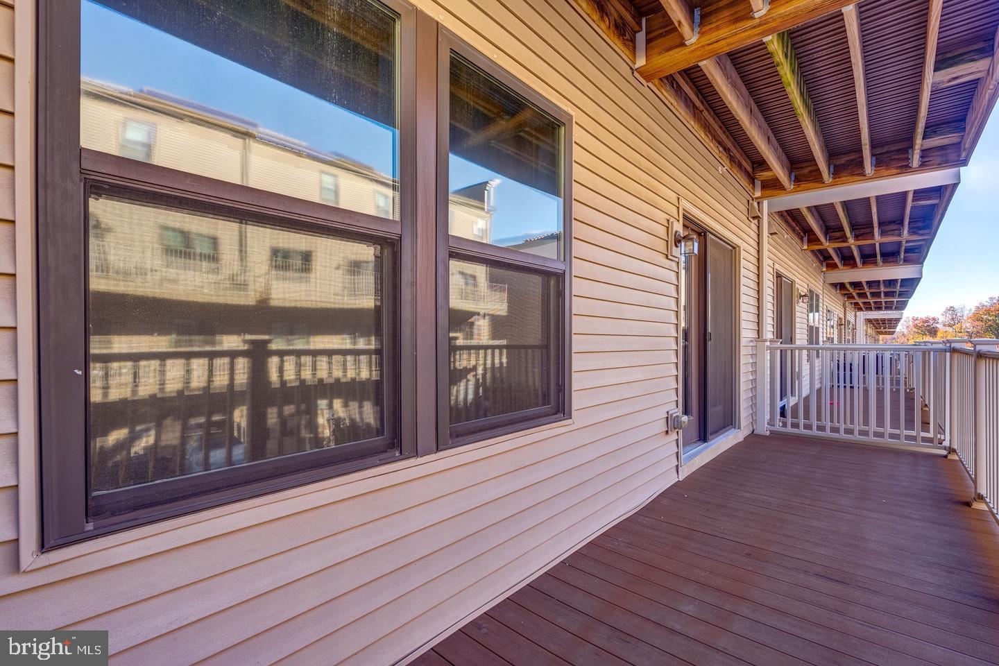 ONE LOUDOUN - Residential Lease