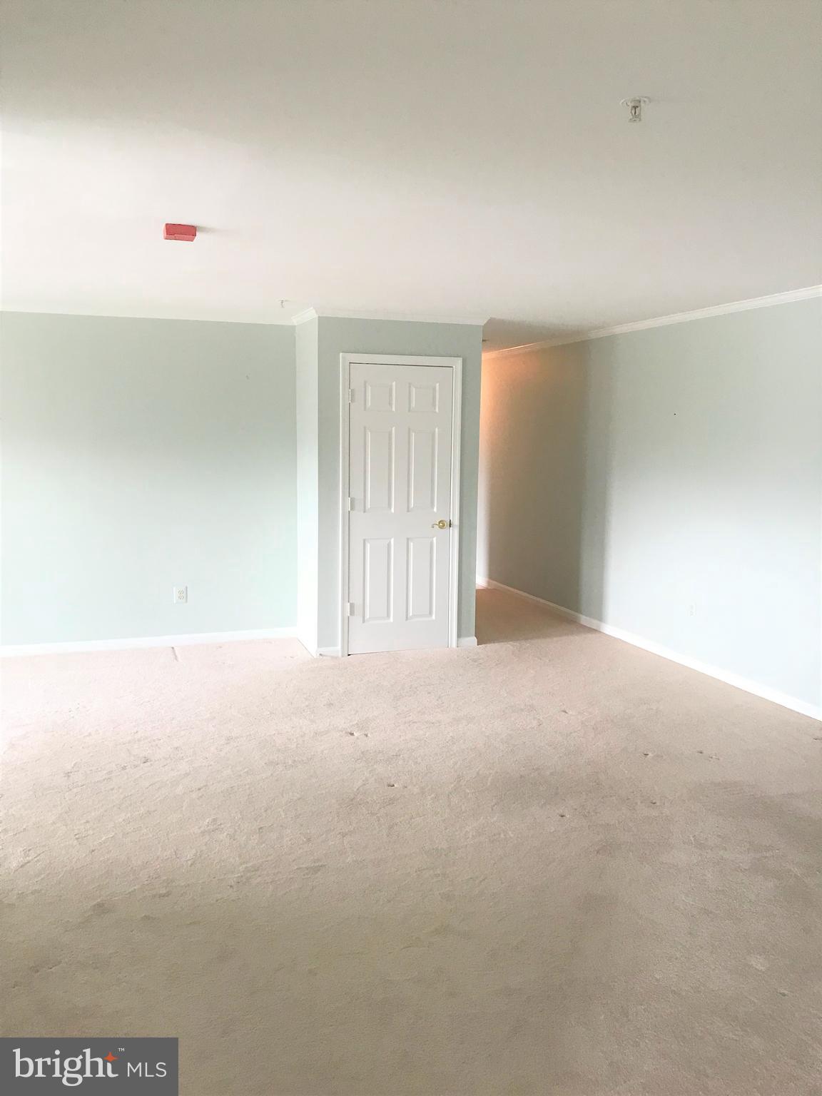 CROMWELL FOUNTAIN - Residential Lease