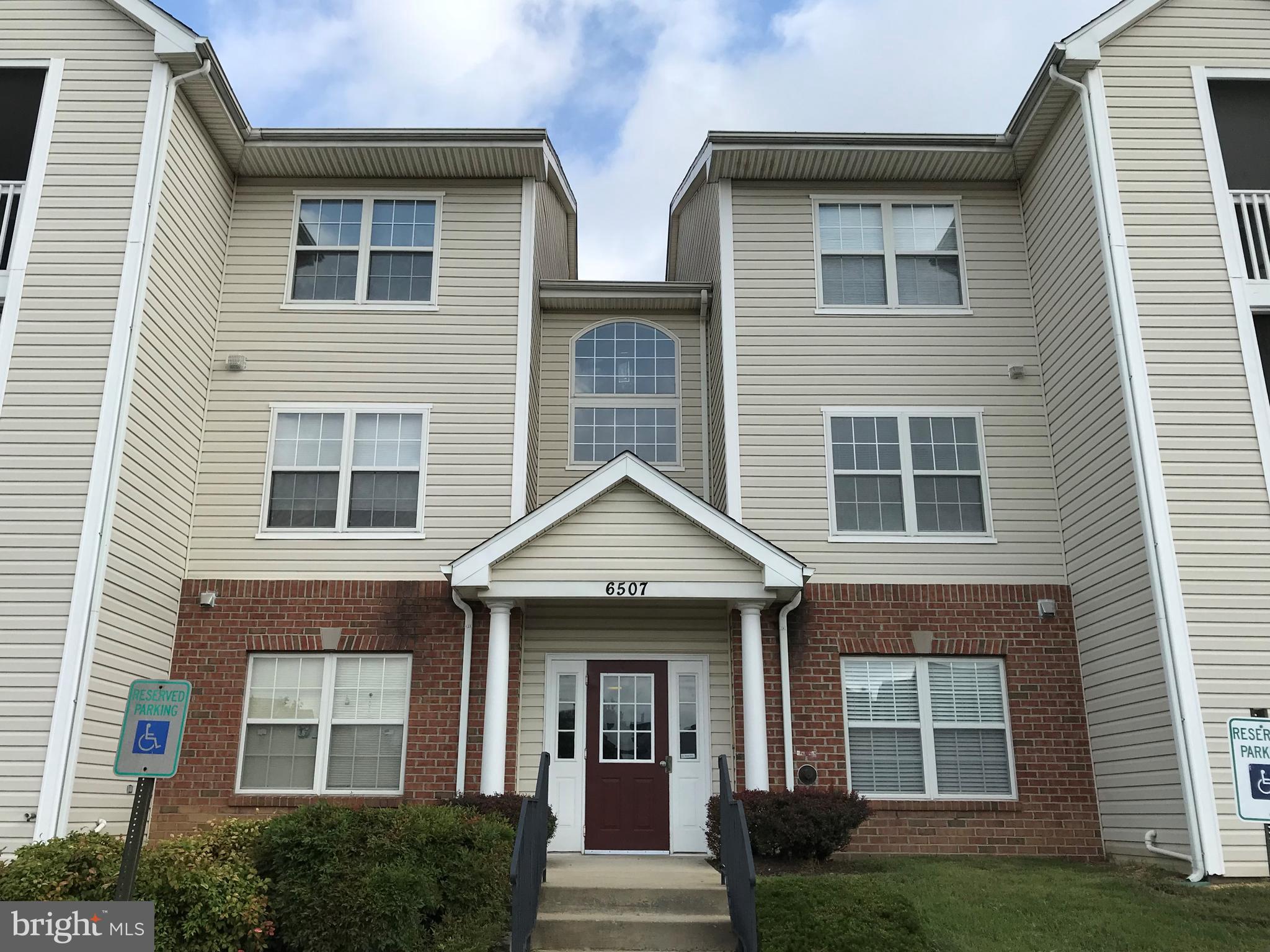 CROMWELL FOUNTAIN - Residential Lease