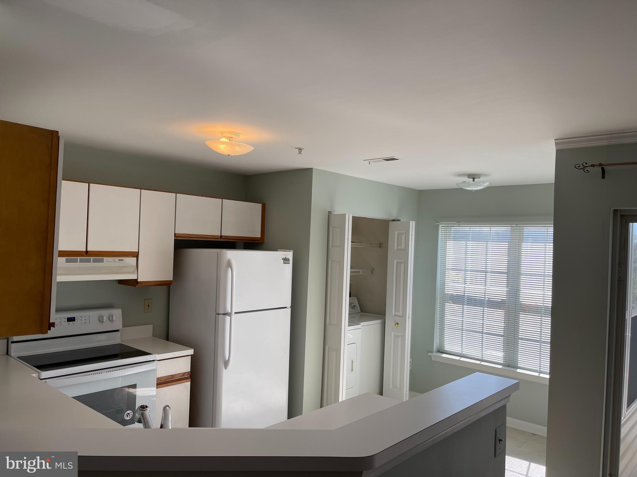 CROMWELL FOUNTAIN - Residential Lease