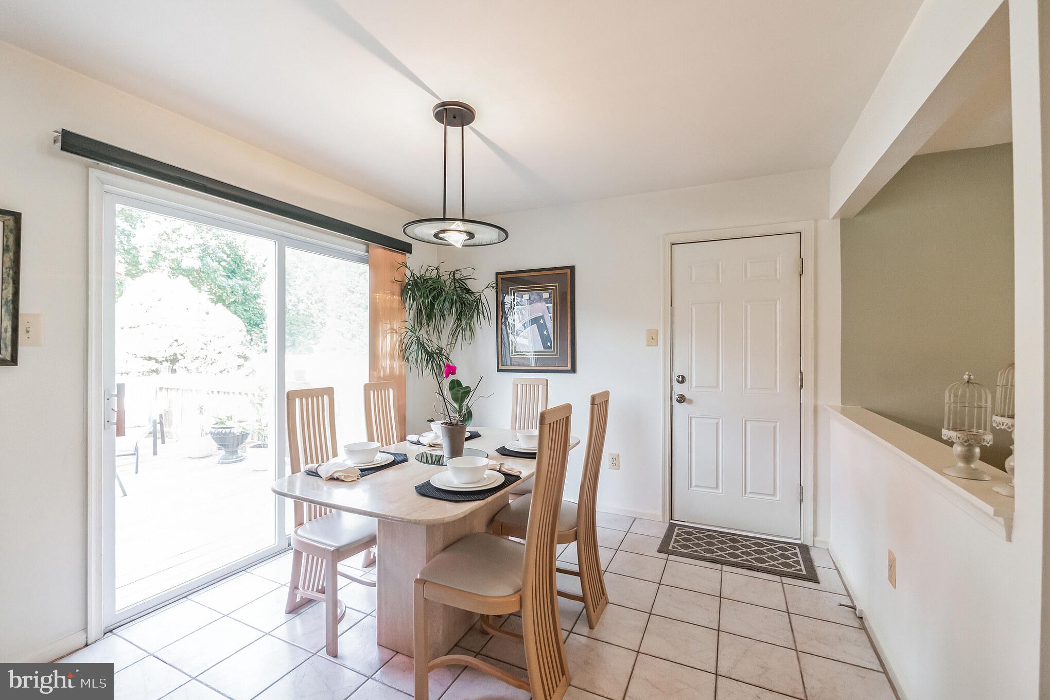 VALLEY MEADE - Residential