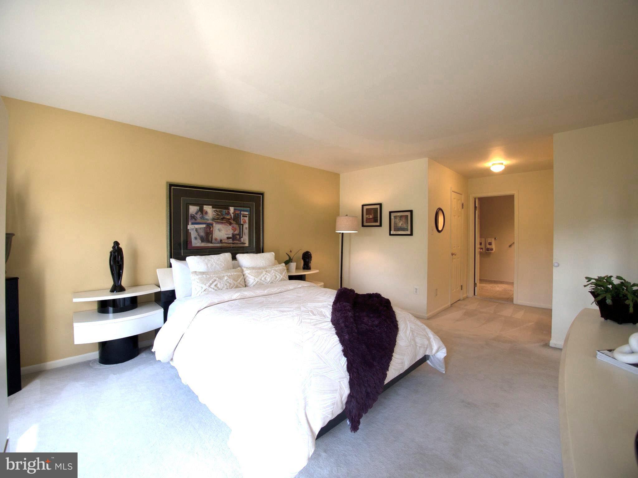 VALLEY MEADE - Residential