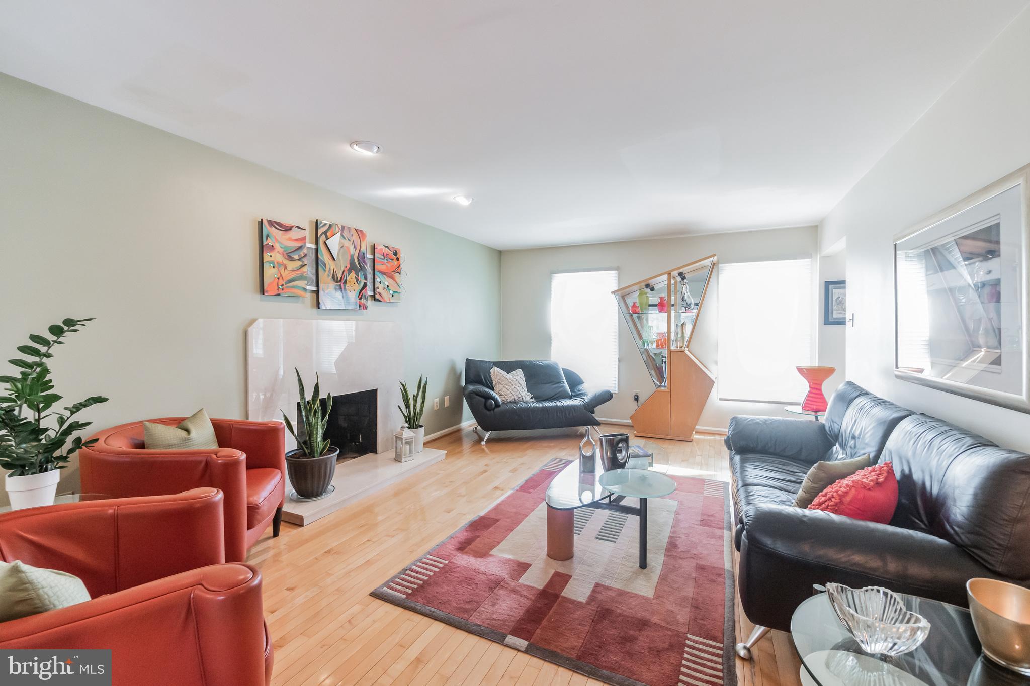 VALLEY MEADE - Residential