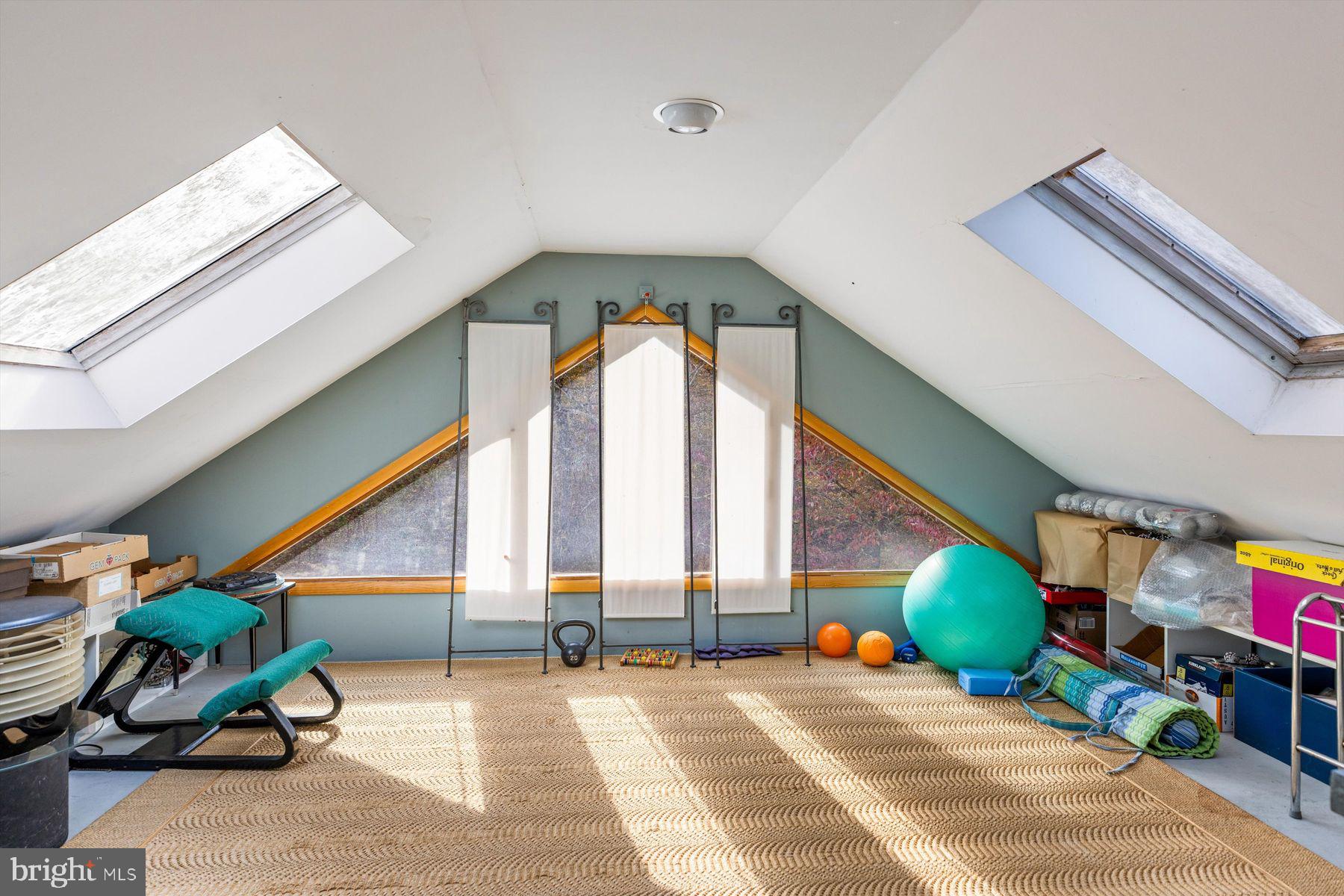 000 - Residential Income