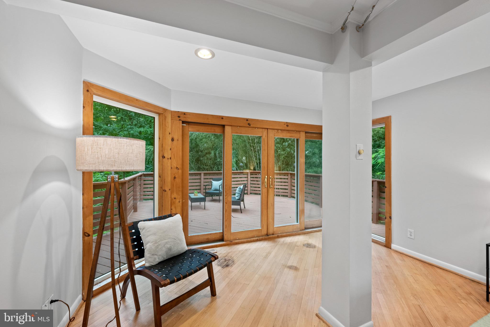 ROCK CREEK PALISADES - Residential