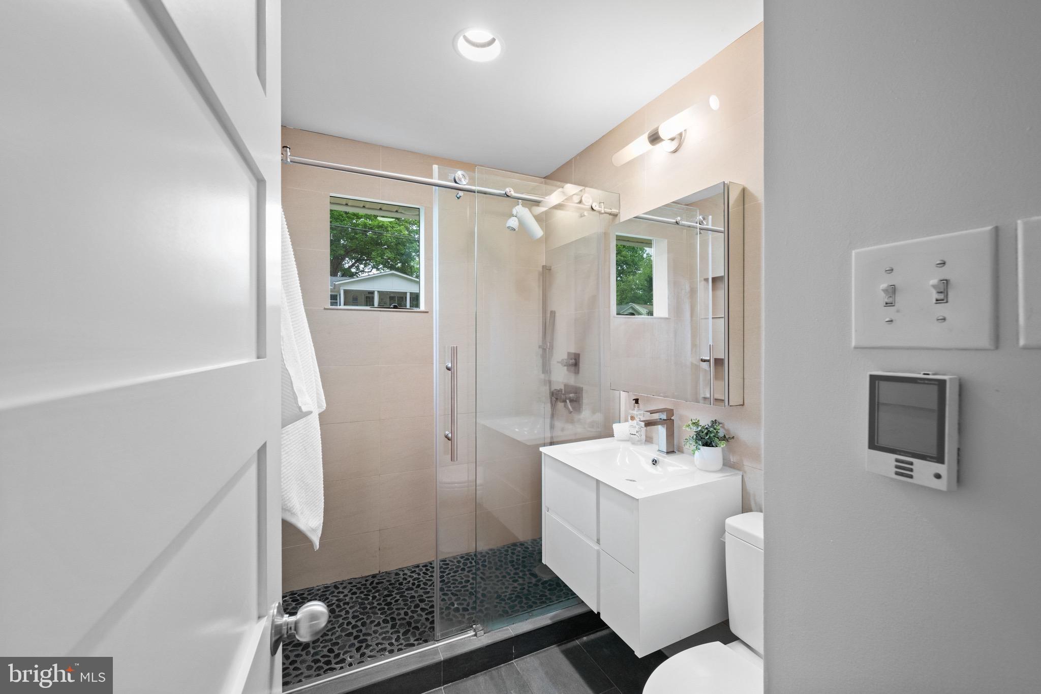 ROCK CREEK PALISADES - Residential