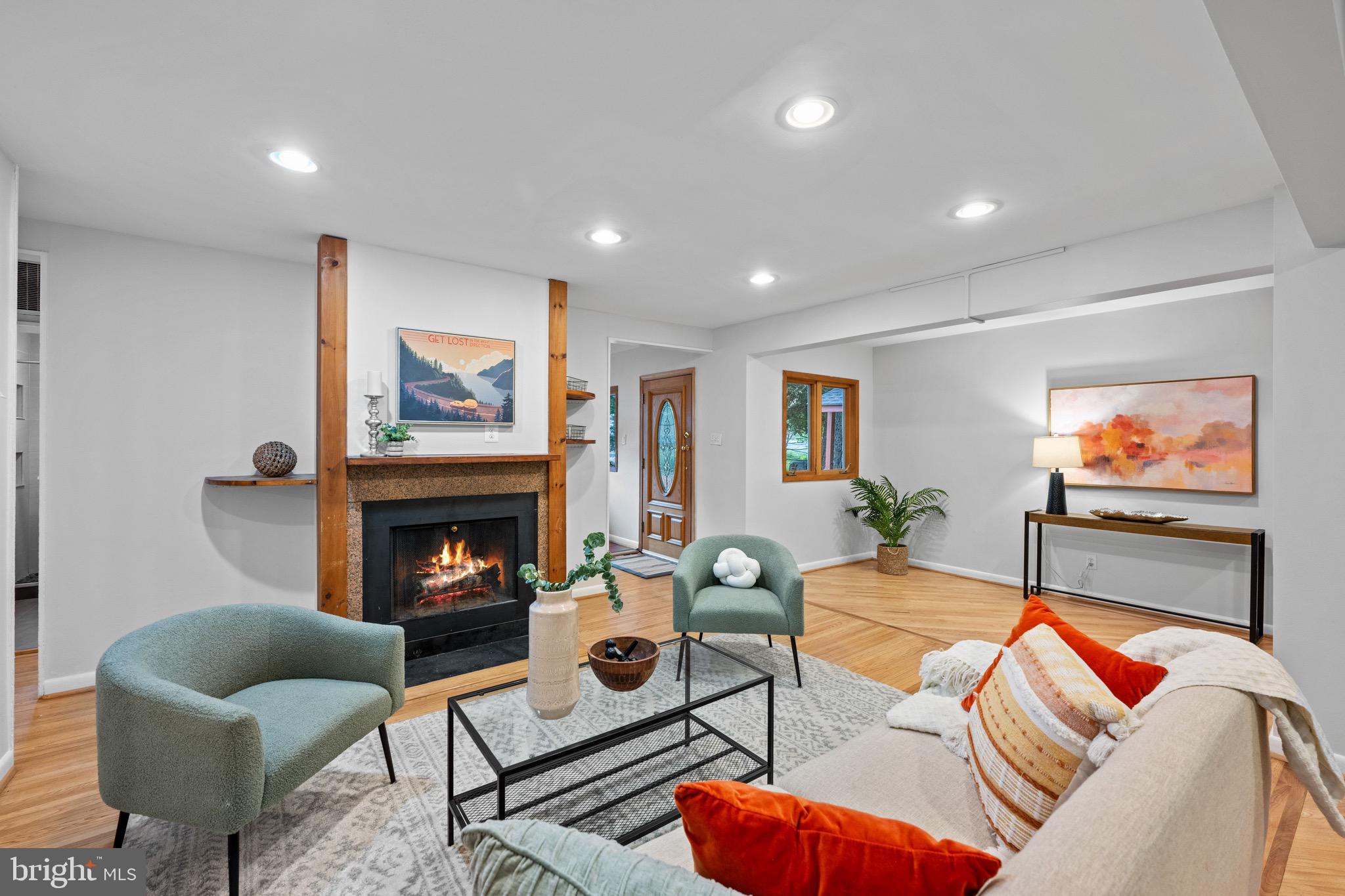 ROCK CREEK PALISADES - Residential