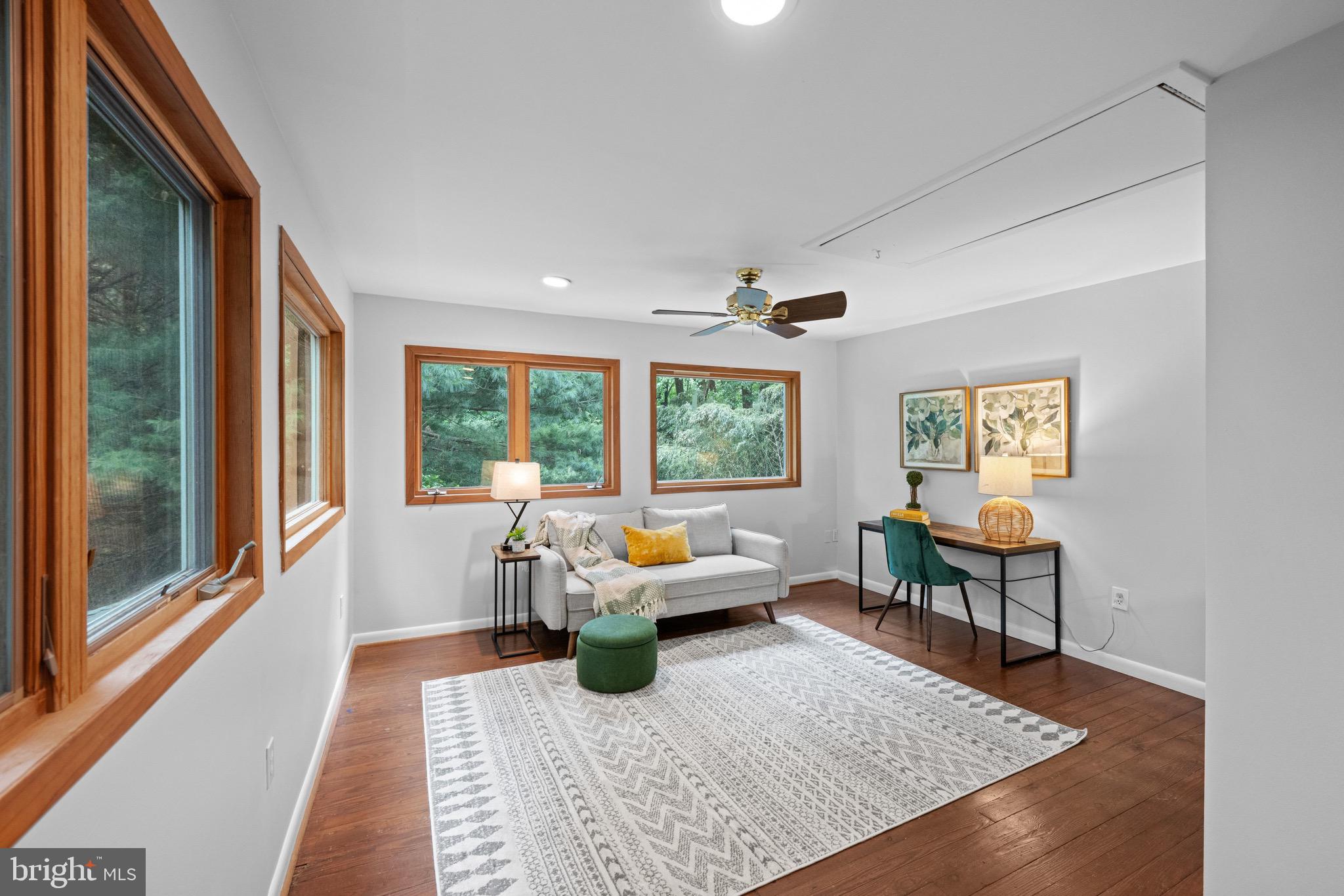 ROCK CREEK PALISADES - Residential