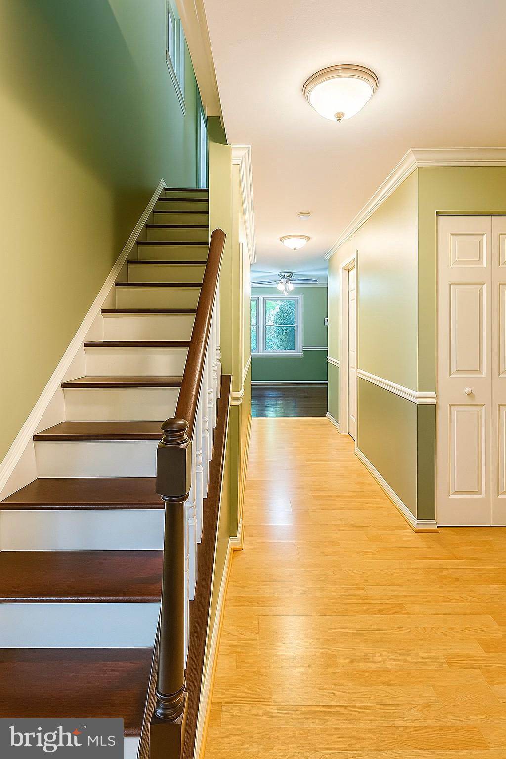 PINEWOOD STATION - Residential Lease