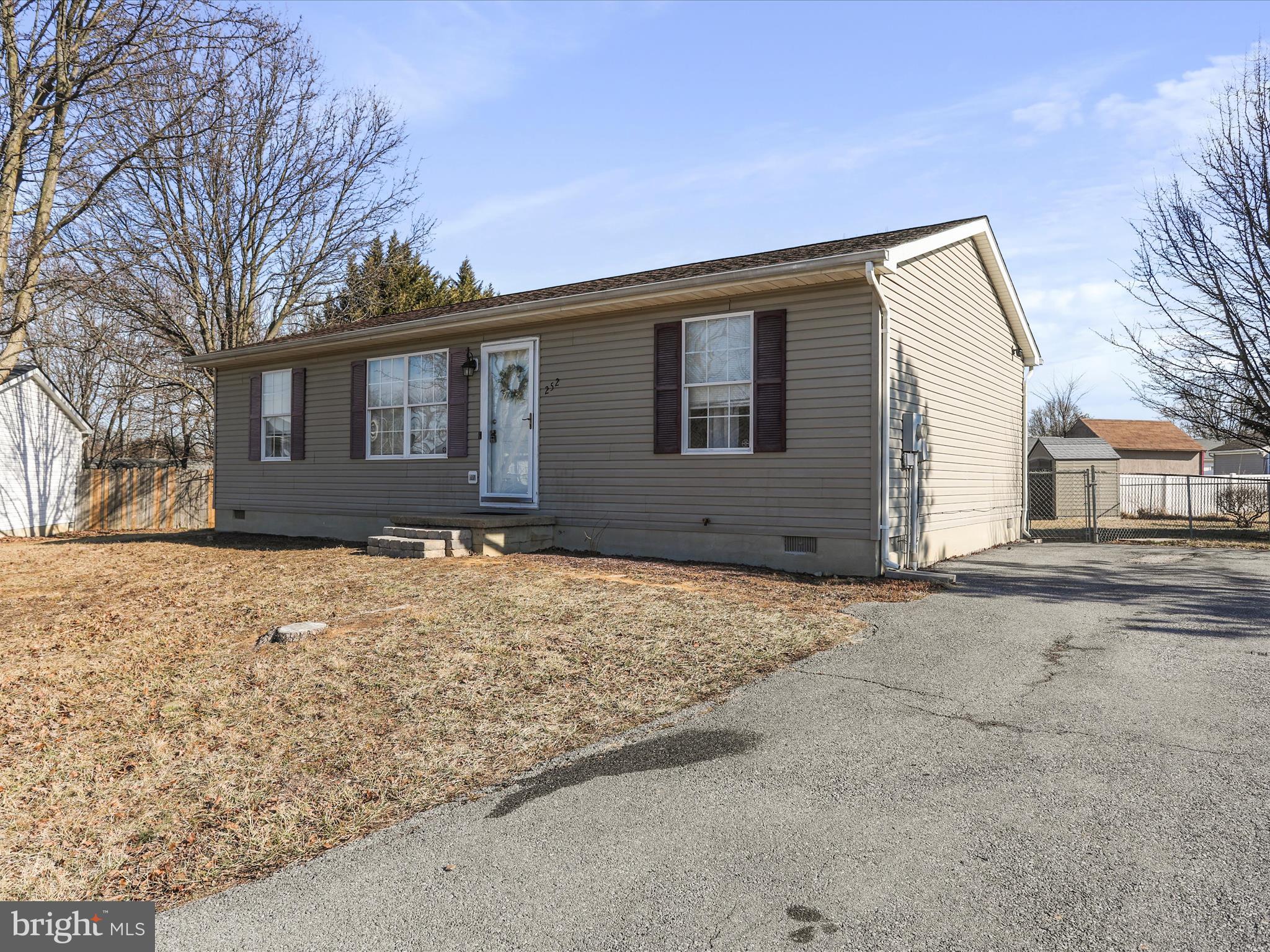 SPRINGFIELD VILLAGE - Residential