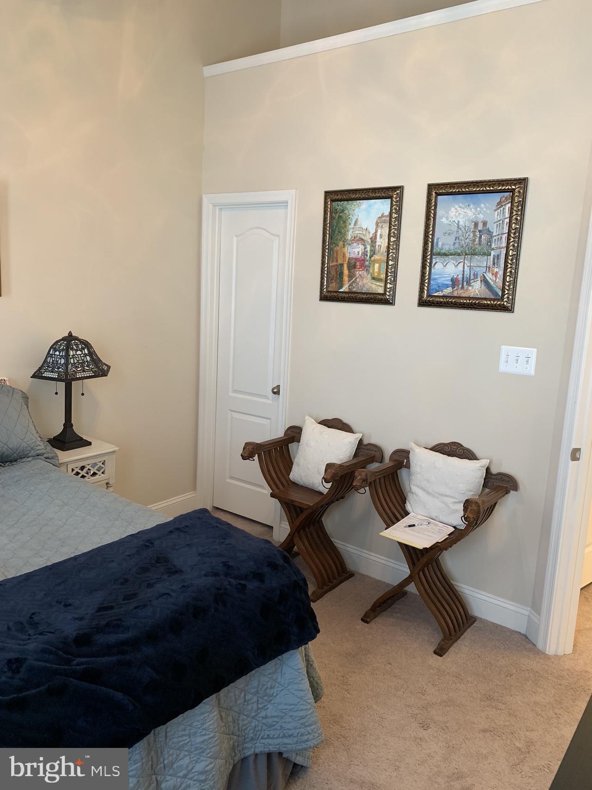 RIVERWALK - Residential Lease