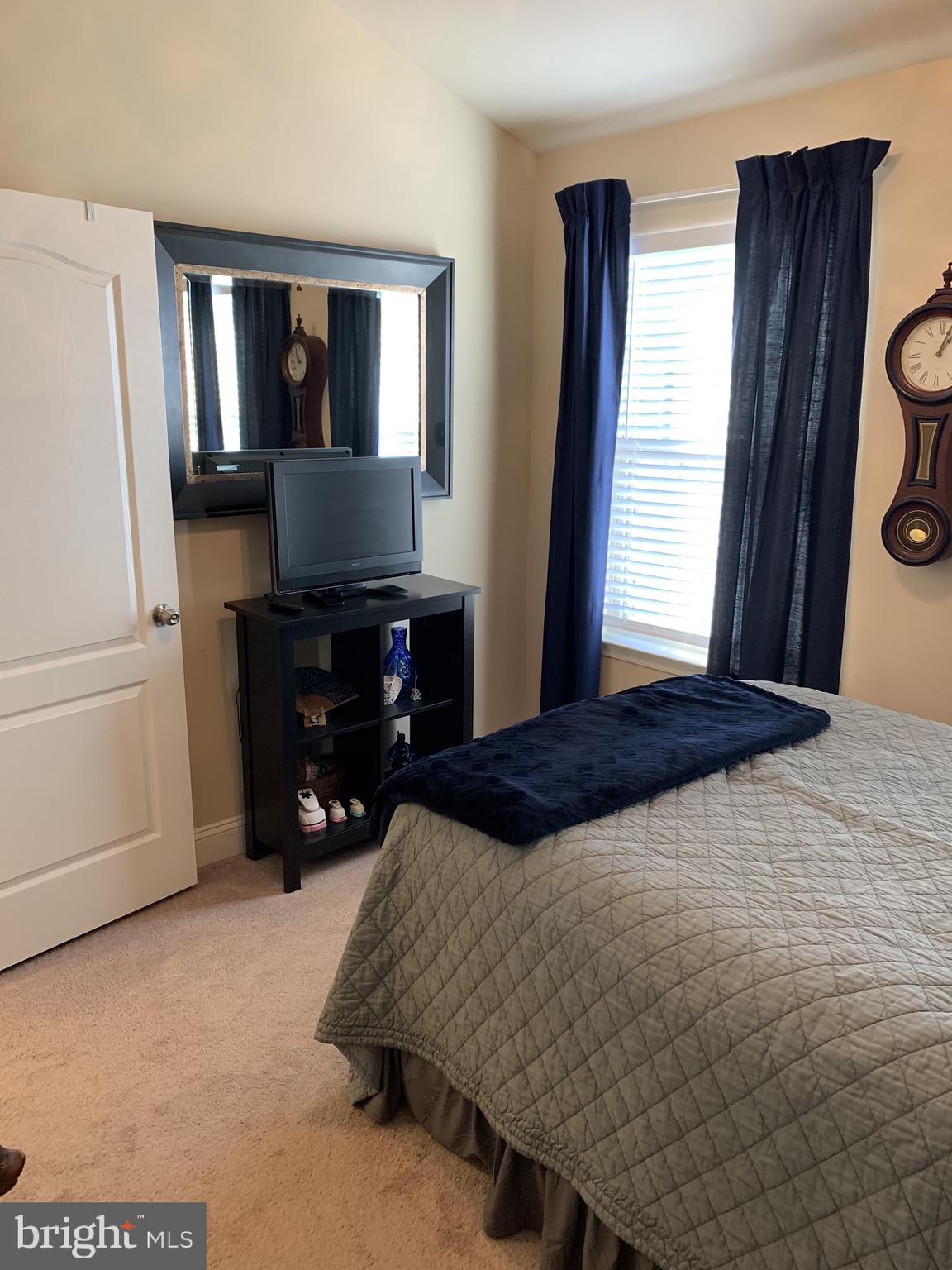 RIVERWALK - Residential Lease