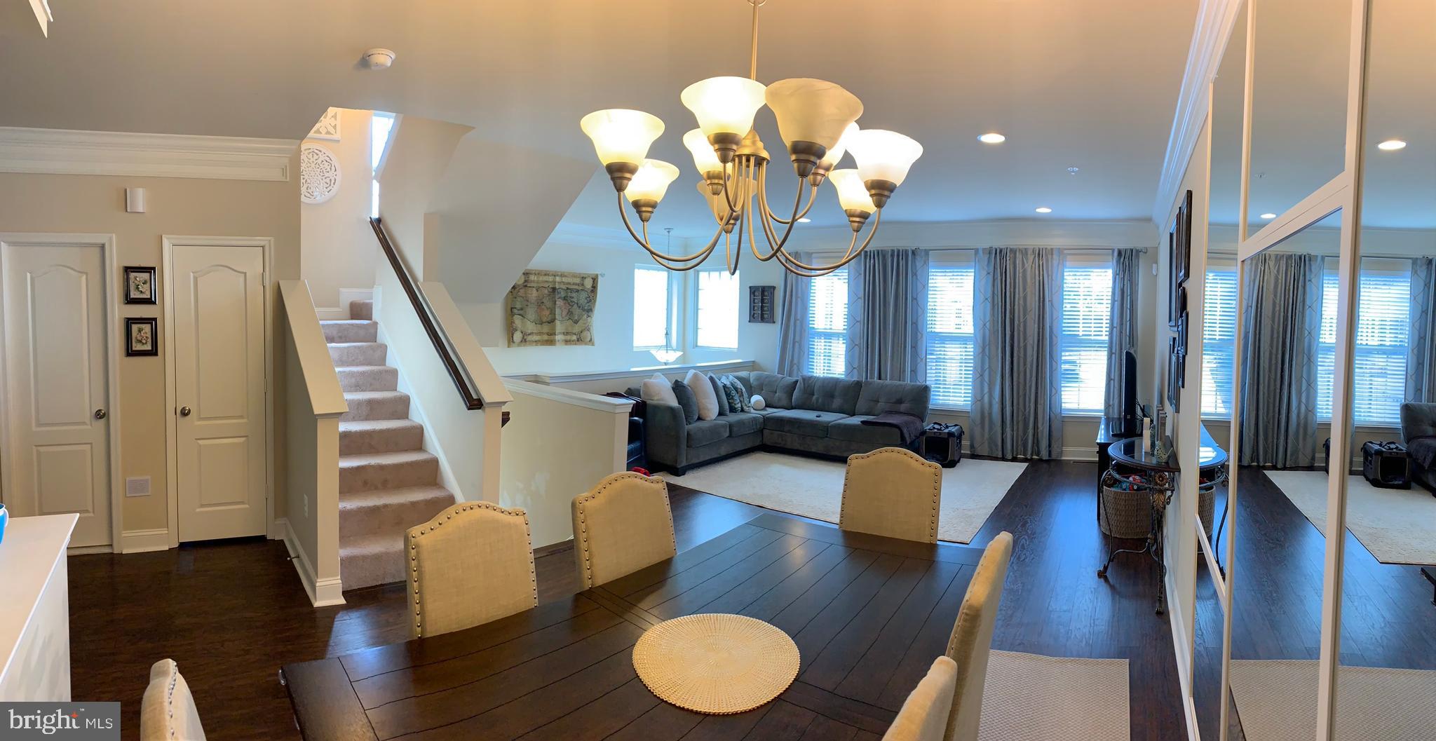 RIVERWALK - Residential Lease