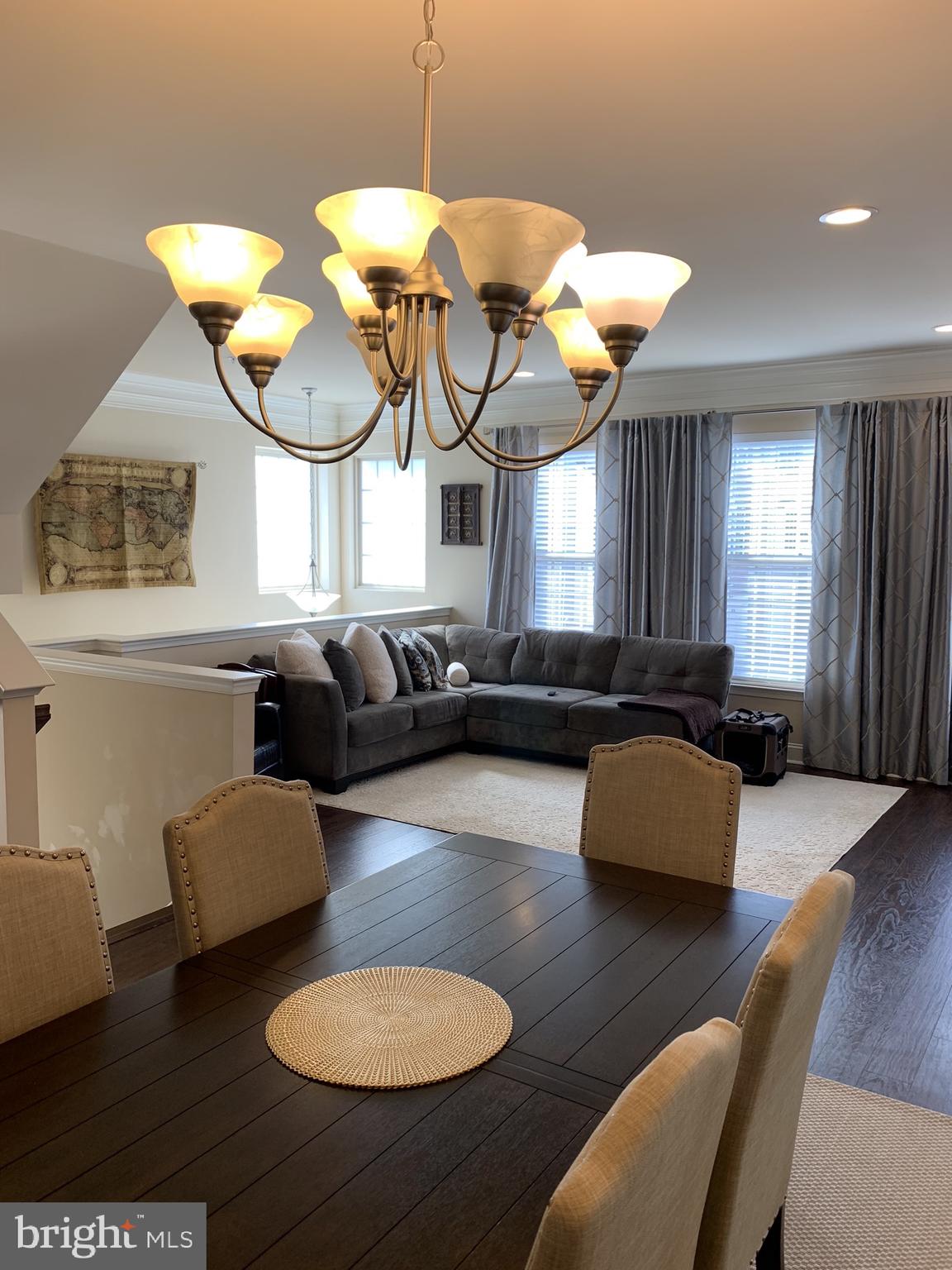 RIVERWALK - Residential Lease