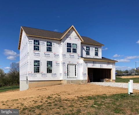 23 MEADOW LANE 21 HANOVER PA 17331