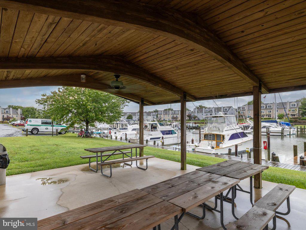 BAYSIDE - Residential