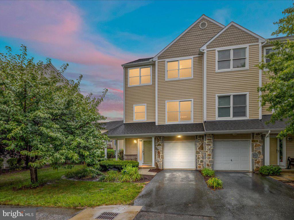 BAYSIDE - Residential