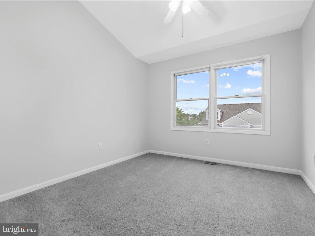 BAYSIDE - Residential