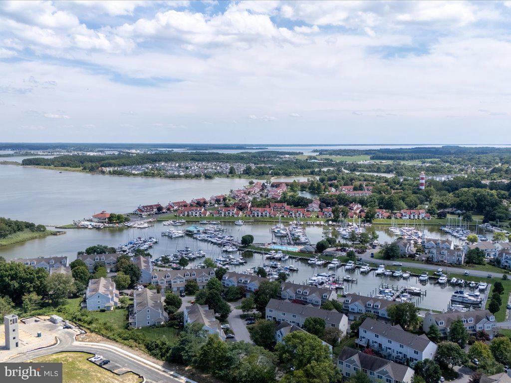 BAYSIDE - Residential