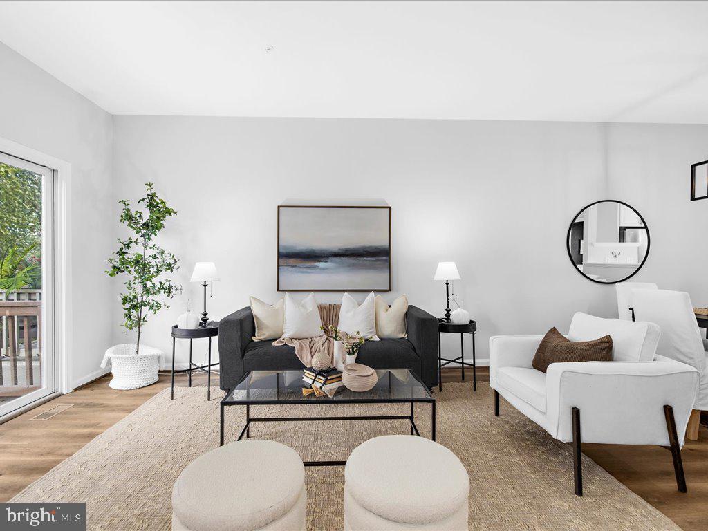 BAYSIDE - Residential