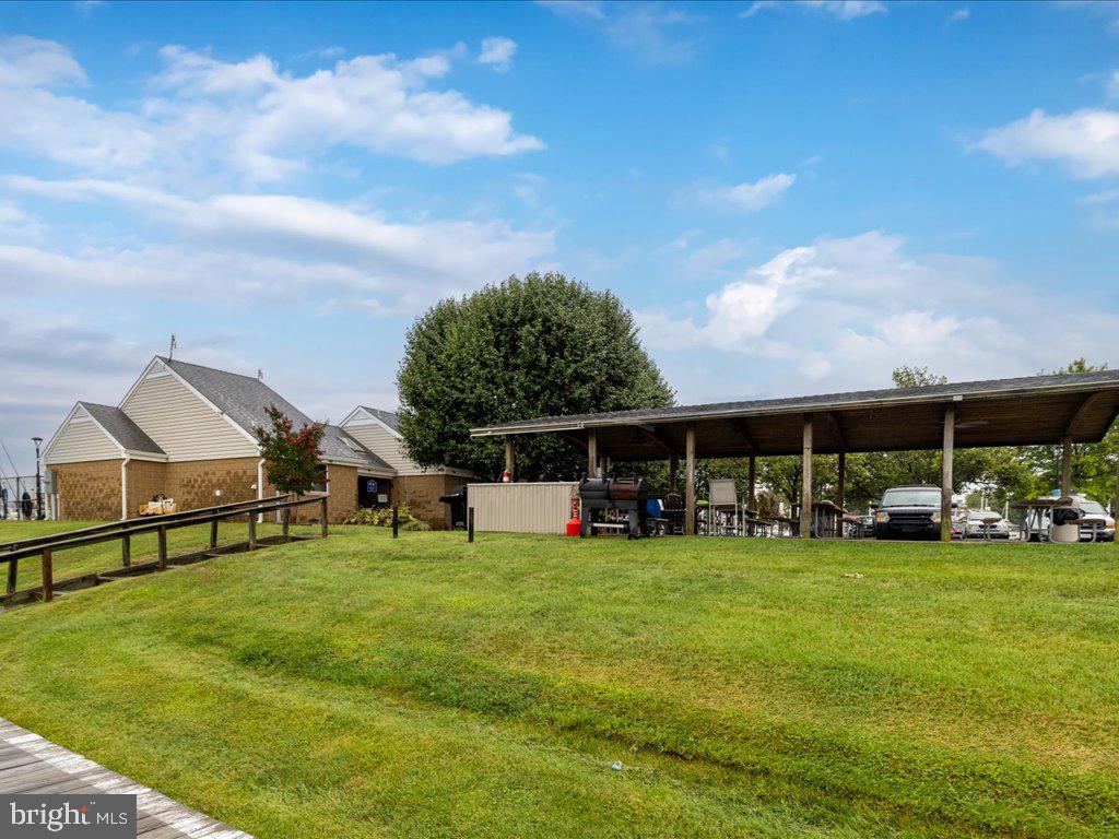 BAYSIDE - Residential