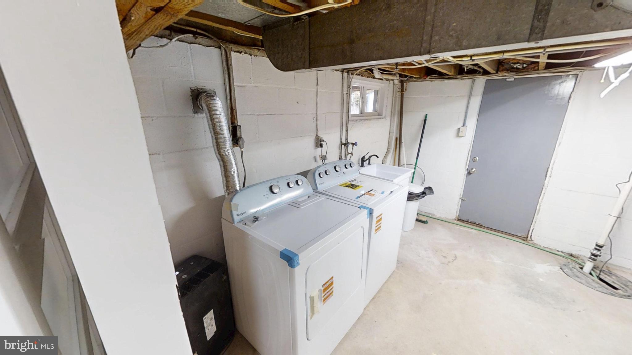 ARUNDEL GARDENS - Residential