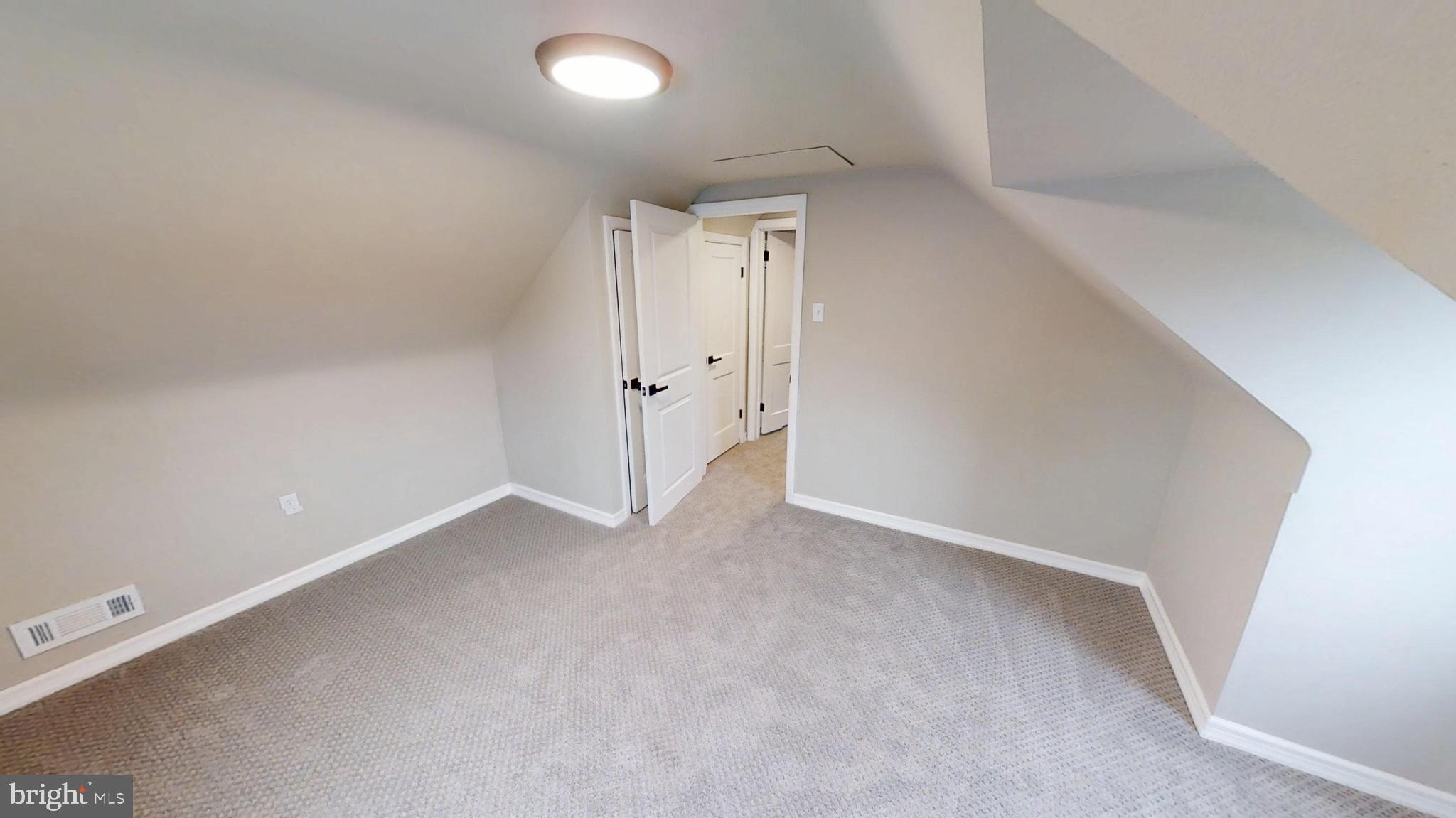 ARUNDEL GARDENS - Residential