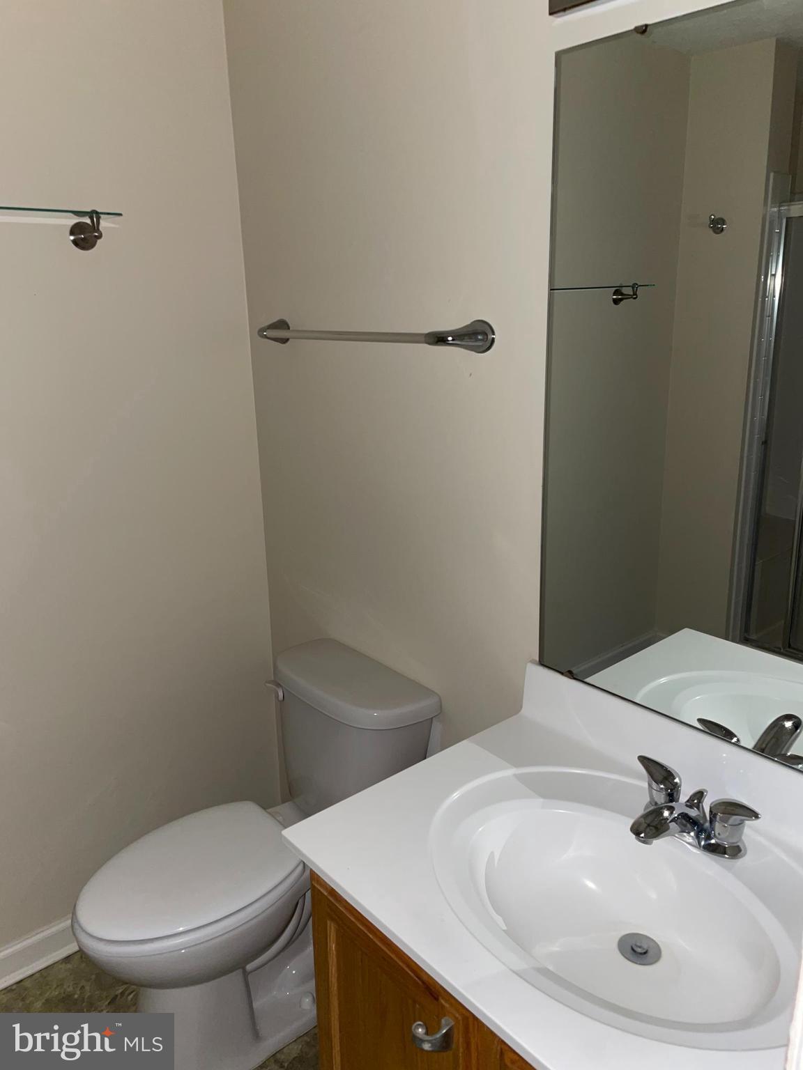 SILVER LAKE - Residential